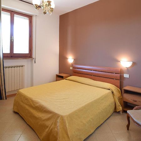Lovely Apartment In Tuoro Sul Trasimeno With Wifi Екстериор снимка
