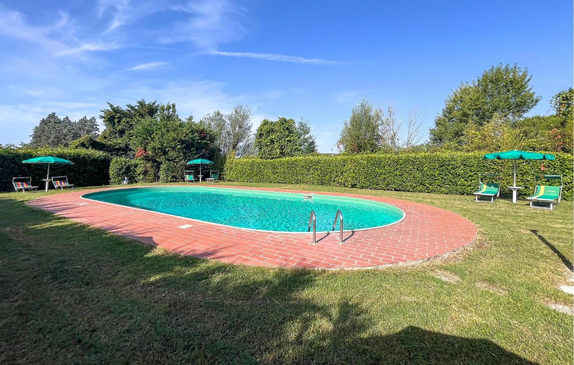 Lovely Apartment In Tuoro Sul Trasimeno With Wifi Екстериор снимка