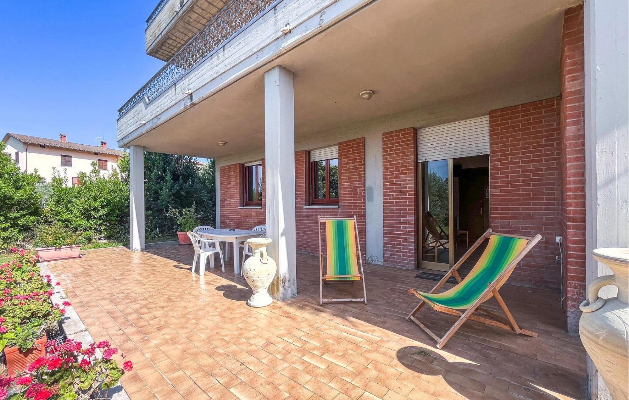 Lovely Apartment In Tuoro Sul Trasimeno With Wifi Екстериор снимка